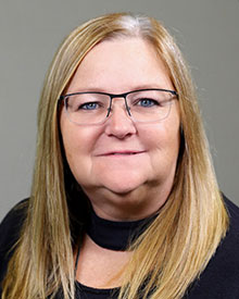 Tracey Roeder Headshot