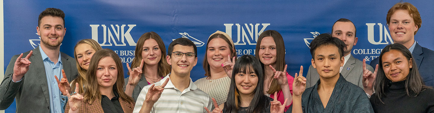 group of cerd students throwing their lopes