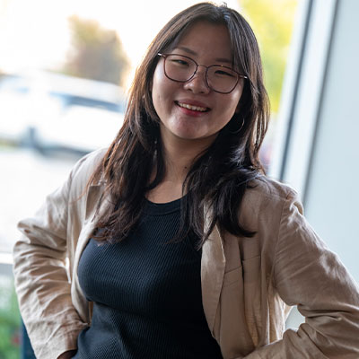 Junghyun Kim Headshot
