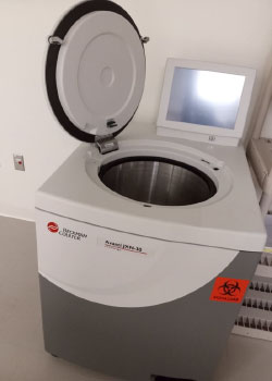 picture of the Beckman Coulter JXN-30 High Performance Centrifuge