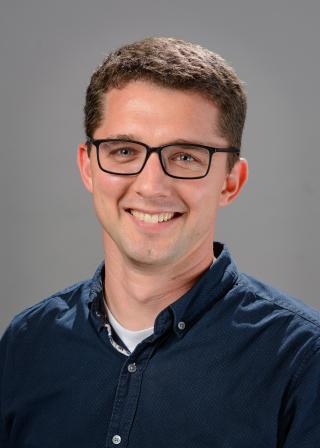 headshot of dr jacobsen