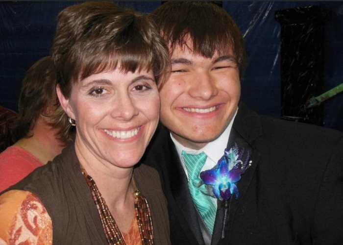 Payton with his mom on his prom night.
