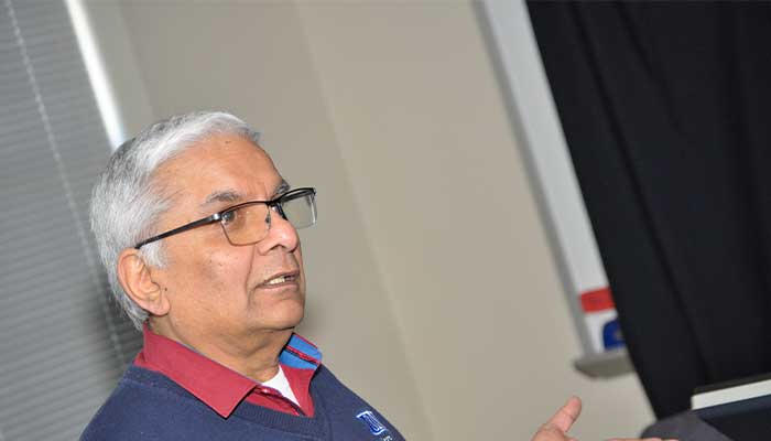 Dr.Seshadri speaking in the classroom