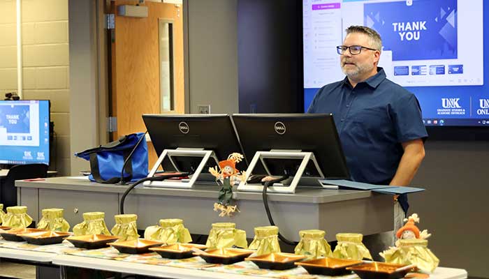 Dr. Strickland presenting on his innovative teaching strategies at UNK's Center for Teaching Excellence Spice Up Your Teaching event.