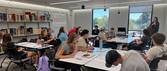 students visiting Loper Success Hub
