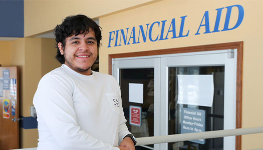 Student at Financial Aid Office